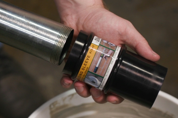 Loading Sleeve for bulk guns in action
